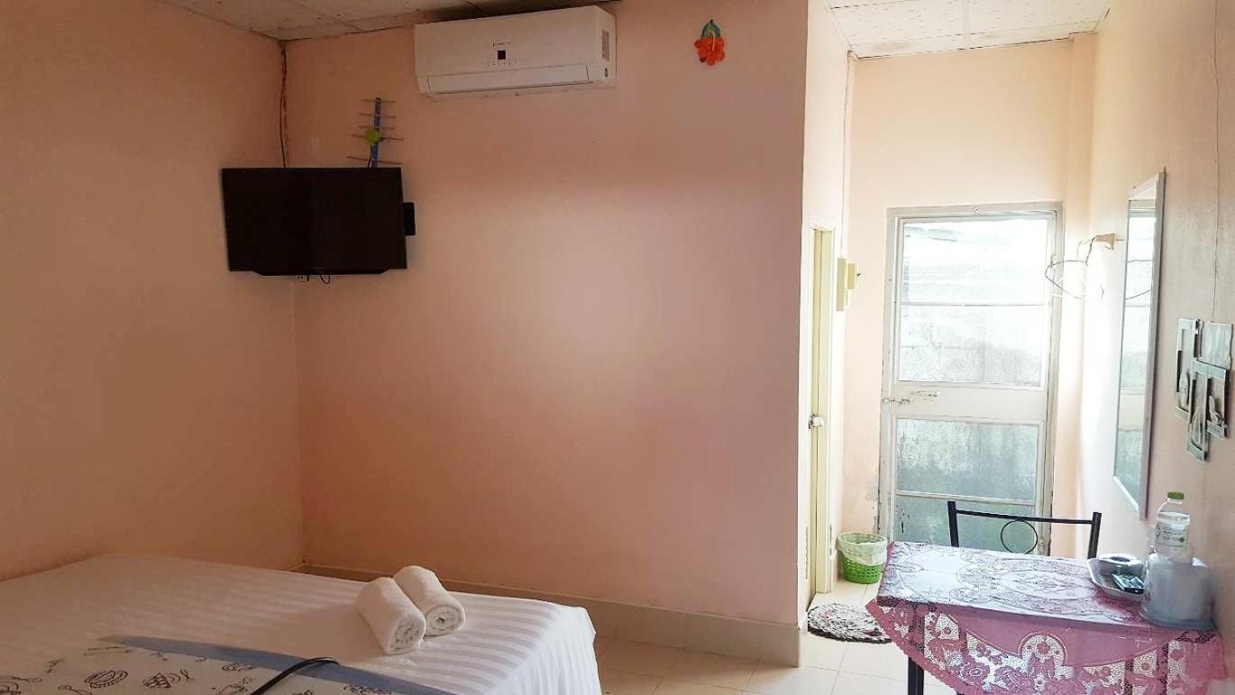Montra Guesthouse Ranong Exterior foto